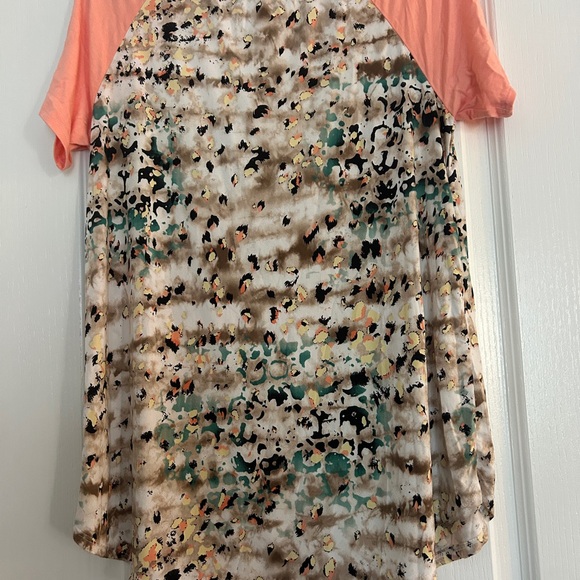 Women’s Peach Animal Print Tunic Size Large NWT - Picture 2 of 5